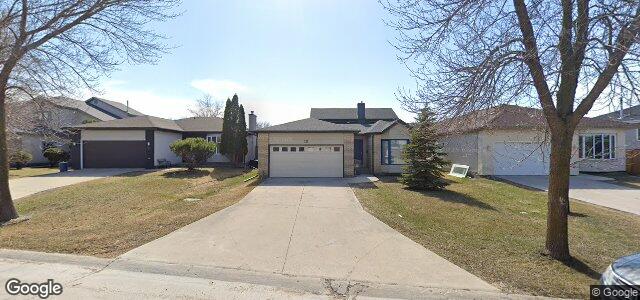 10 Kingsclear Drive（加拿大曼尼托巴省溫尼伯市）房屋照片