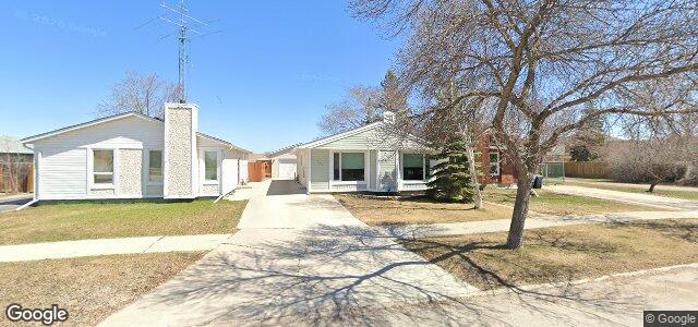 106 Charing Cross Crescent（加拿大曼尼托巴省溫尼伯市）房屋照片