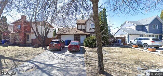 143 Charing Cross Crescent（加拿大曼尼托巴省溫尼伯市）房屋照片