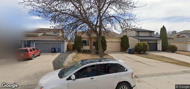 15 Hackmore Crescent（加拿大曼尼托巴省溫尼伯市）房屋照片