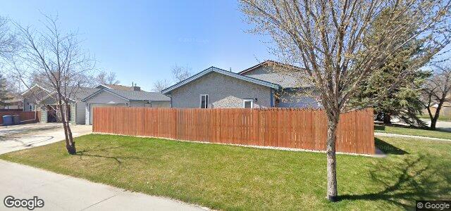 150 Willowbend Crescent（加拿大曼尼托巴省溫尼伯市）房屋照片