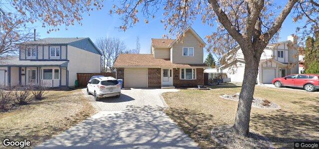 155 Charing Cross Crescent（加拿大曼尼托巴省溫尼伯市）房屋照片