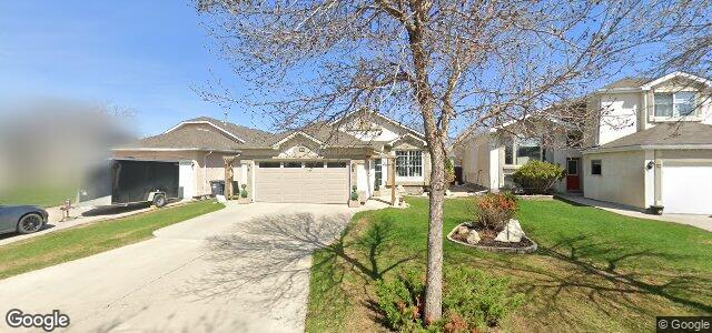 16 Gobert Crescent（加拿大曼尼托巴省溫尼伯市）房屋照片