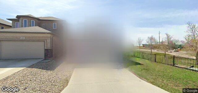 215 Scammel Road（加拿大曼尼托巴省溫尼伯市）房屋照片