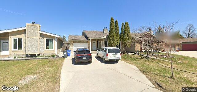 23 Upton Place（加拿大曼尼托巴省溫尼伯市）房屋照片