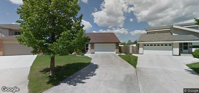 Larawan ng 23 Wycombe Place sa Winnipeg, Manitoba