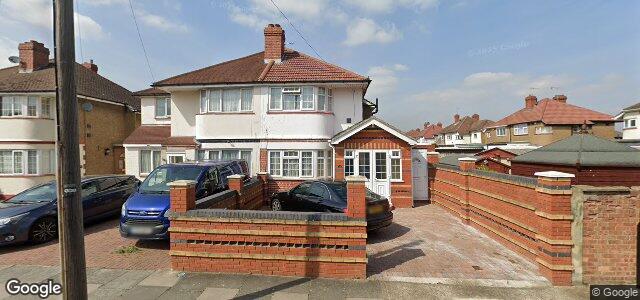 Photo of 38 Longford Avenue in Winnipeg, Manitoba