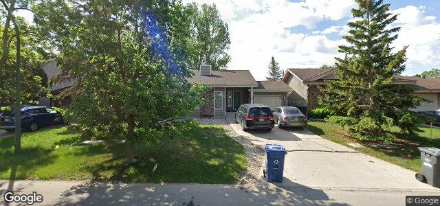 38 Willowbend Crescent（加拿大曼尼托巴省溫尼伯市）房屋照片