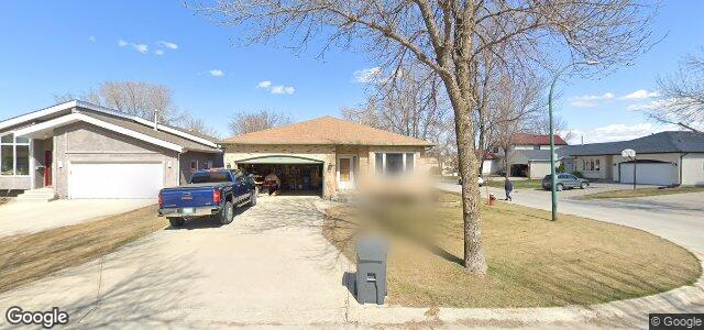 39 Cummings Crescent（加拿大曼尼托巴省溫尼伯市）房屋照片