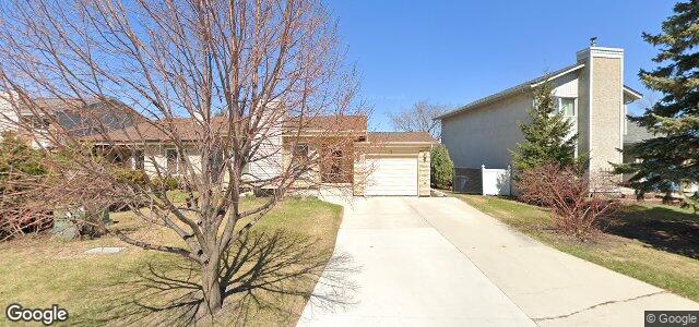 7 Grimsby Place（加拿大曼尼托巴省溫尼伯市）房屋照片