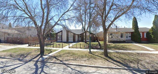 74 Britannica Road（加拿大曼尼托巴省溫尼伯市）房屋照片