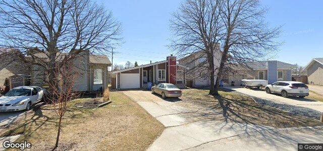 Photo of 87 Strand Circle in Winnipeg, Manitoba