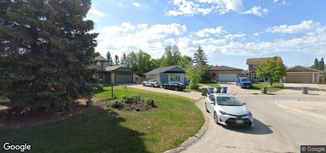 Photo of 99 Pear Tree Bay in Winnipeg, Manitoba