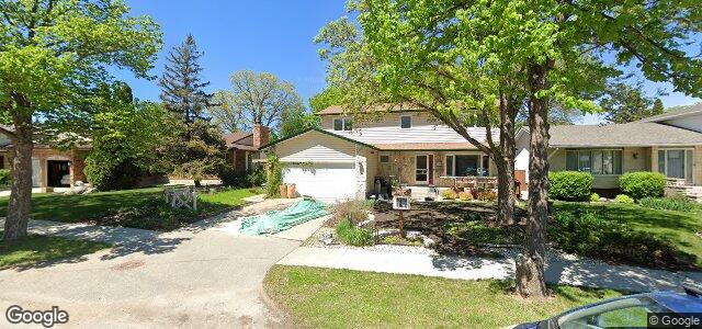 135 Barker Boulevard（加拿大曼尼托巴省溫尼伯市）房屋照片