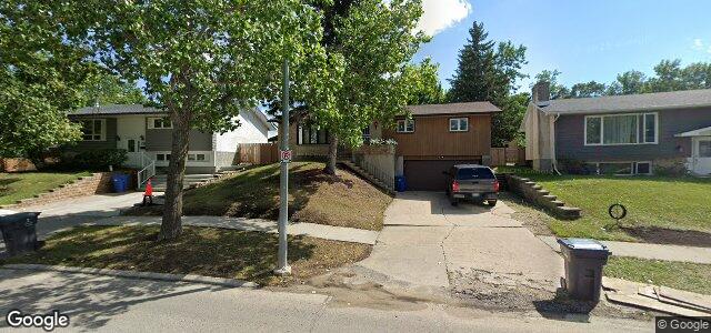 154 Barker Boulevard（加拿大曼尼托巴省溫尼伯市）房屋照片