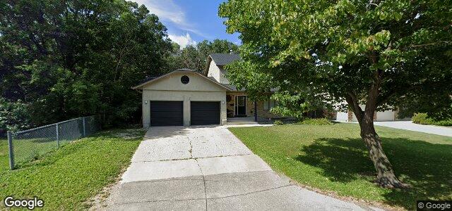 227 Barker Boulevard（加拿大曼尼托巴省溫尼伯市）房屋照片