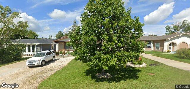 292 Barker Boulevard（加拿大曼尼托巴省溫尼伯市）房屋照片