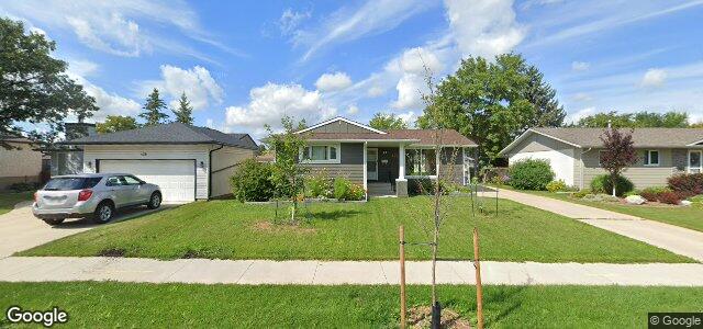 422 Barker Boulevard（加拿大曼尼托巴省温尼伯市）房屋照片