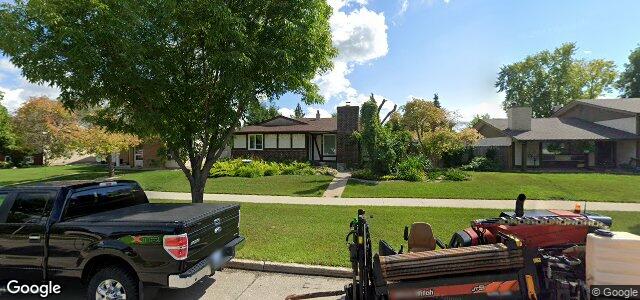 423 Barker Boulevard（加拿大曼尼托巴省溫尼伯市）房屋照片