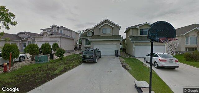 Photo of 103 Horrox Bay in Winnipeg, Manitoba