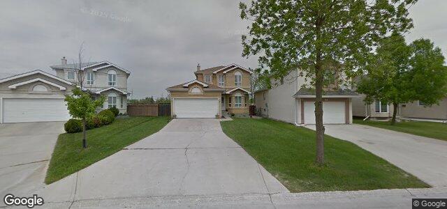 Photo of 140 Glencairn Road in Winnipeg, Manitoba