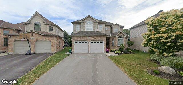 Photo of 40 Baden Court in Winnipeg, Manitoba