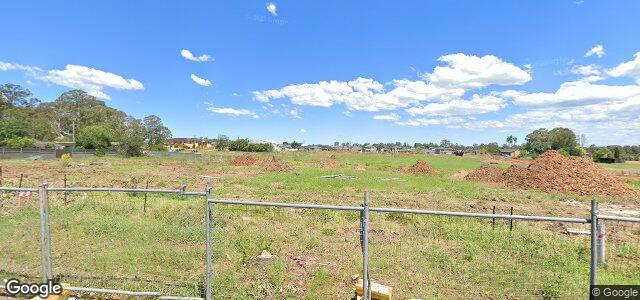 66 Riverstone Road（加拿大曼尼托巴省溫尼伯市）房屋照片