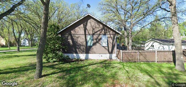 Photo of 203 Balfour Avenue in Winnipeg, Manitoba