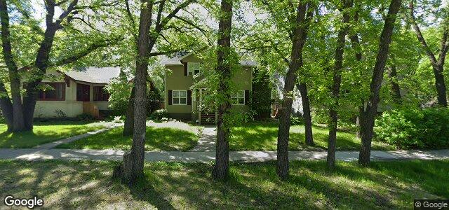 Photo of 284 Balfour Avenue in Winnipeg, Manitoba