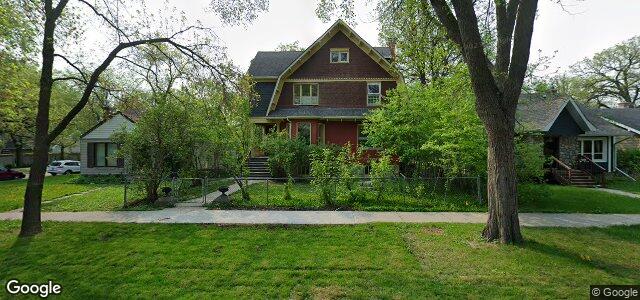 Larawan ng 300 Balfour Avenue sa Winnipeg, Manitoba