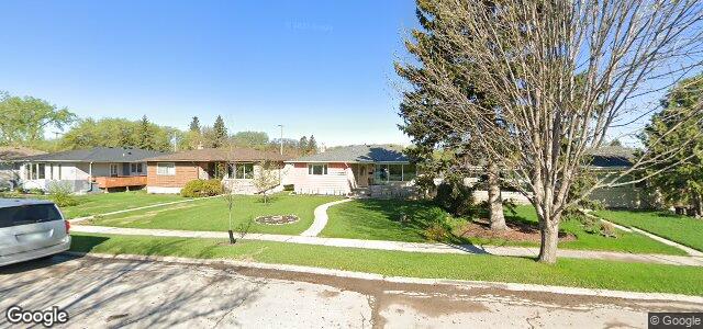 305 Churchill Drive（加拿大曼尼托巴省溫尼伯市）房屋照片