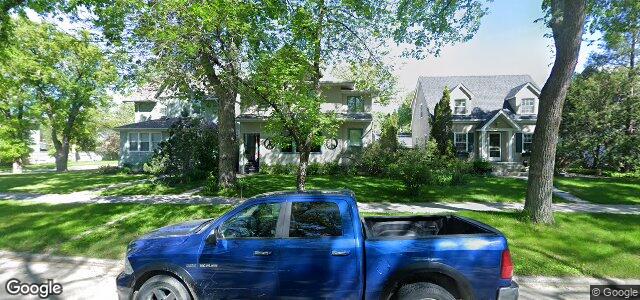 317 Maplewood Avenue（加拿大曼尼托巴省溫尼伯市）房屋照片