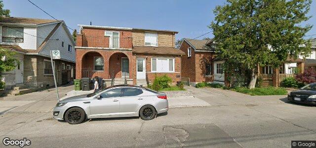 Photo of 385 Oakwood Avenue in Winnipeg, Manitoba