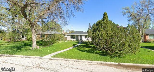 Larawan ng 417 Churchill Drive sa Winnipeg, Manitoba