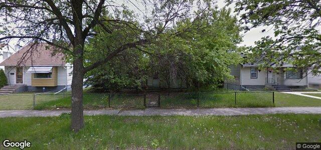 425 Radford Street（加拿大曼尼托巴省溫尼伯市）房屋照片