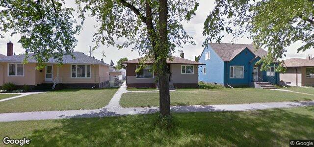 Photo of 846 Bannerman Avenue in Winnipeg, Manitoba