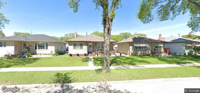 Photo of 877 Inkster Boulevard in Winnipeg, Manitoba