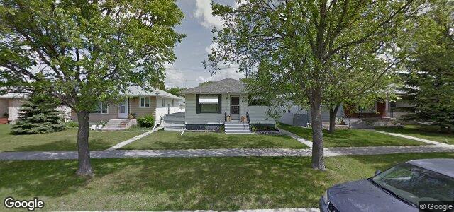Photo of 877 Polson Avenue in Winnipeg, Manitoba