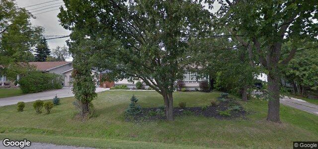 109 Robindale Road（加拿大曼尼托巴省溫尼伯市）房屋照片