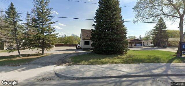 5214 Roblin Boulevard（加拿大曼尼托巴省溫尼伯市）房屋照片