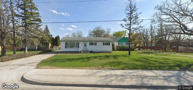 Photo of 5424 Roblin Boulevard in Winnipeg, Manitoba