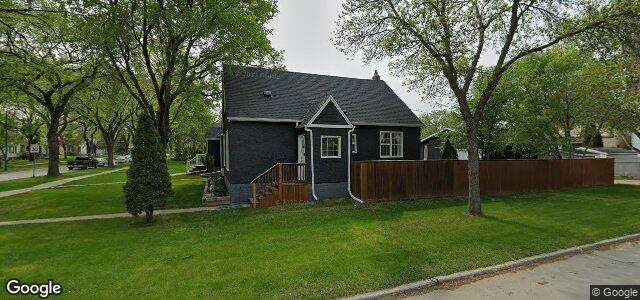 1013 Warsaw Avenue（加拿大曼尼托巴省溫尼伯市）房屋照片