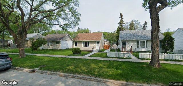 Photo of 1107 Lorette Avenue in Winnipeg, Manitoba