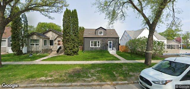 Photo of 905 Fleet Avenue in Winnipeg, Manitoba
