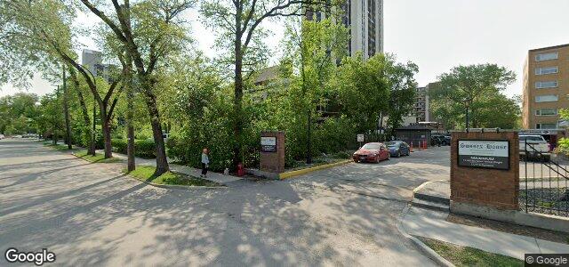 218 Roslyn Road（加拿大曼尼托巴省溫尼伯市）房屋照片
