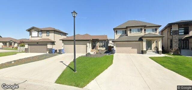 Photo of 104 Luzon Bay in Winnipeg, Manitoba