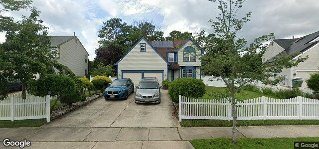 Photo of 128 Treetop Lane in Winnipeg, Manitoba