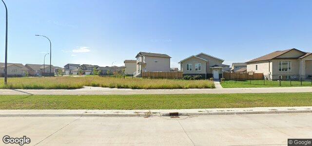 310 Dr. Jose Rizal Way（加拿大曼尼托巴省溫尼伯市）房屋照片