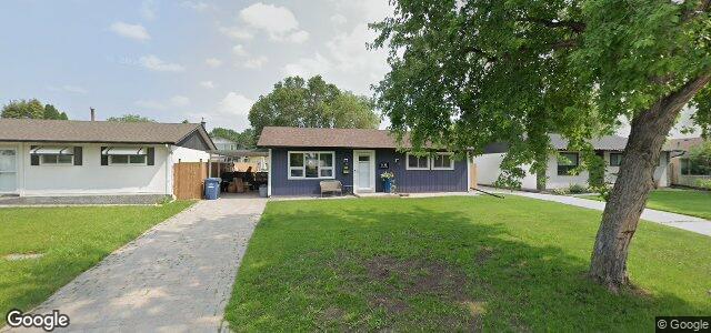 10 Edelweiss Crescent（加拿大曼尼托巴省温尼伯市）房屋照片