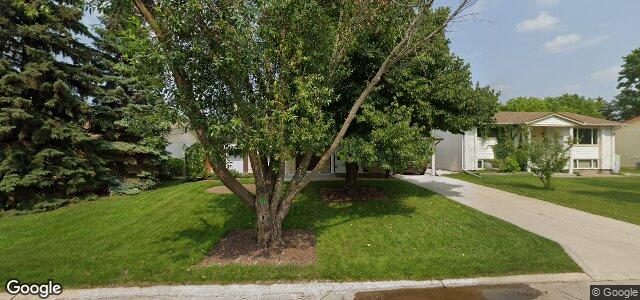 10 Shelagh Crescent（加拿大曼尼托巴省溫尼伯市）房屋照片